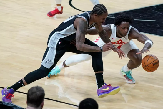 申京目前在 申京目前在